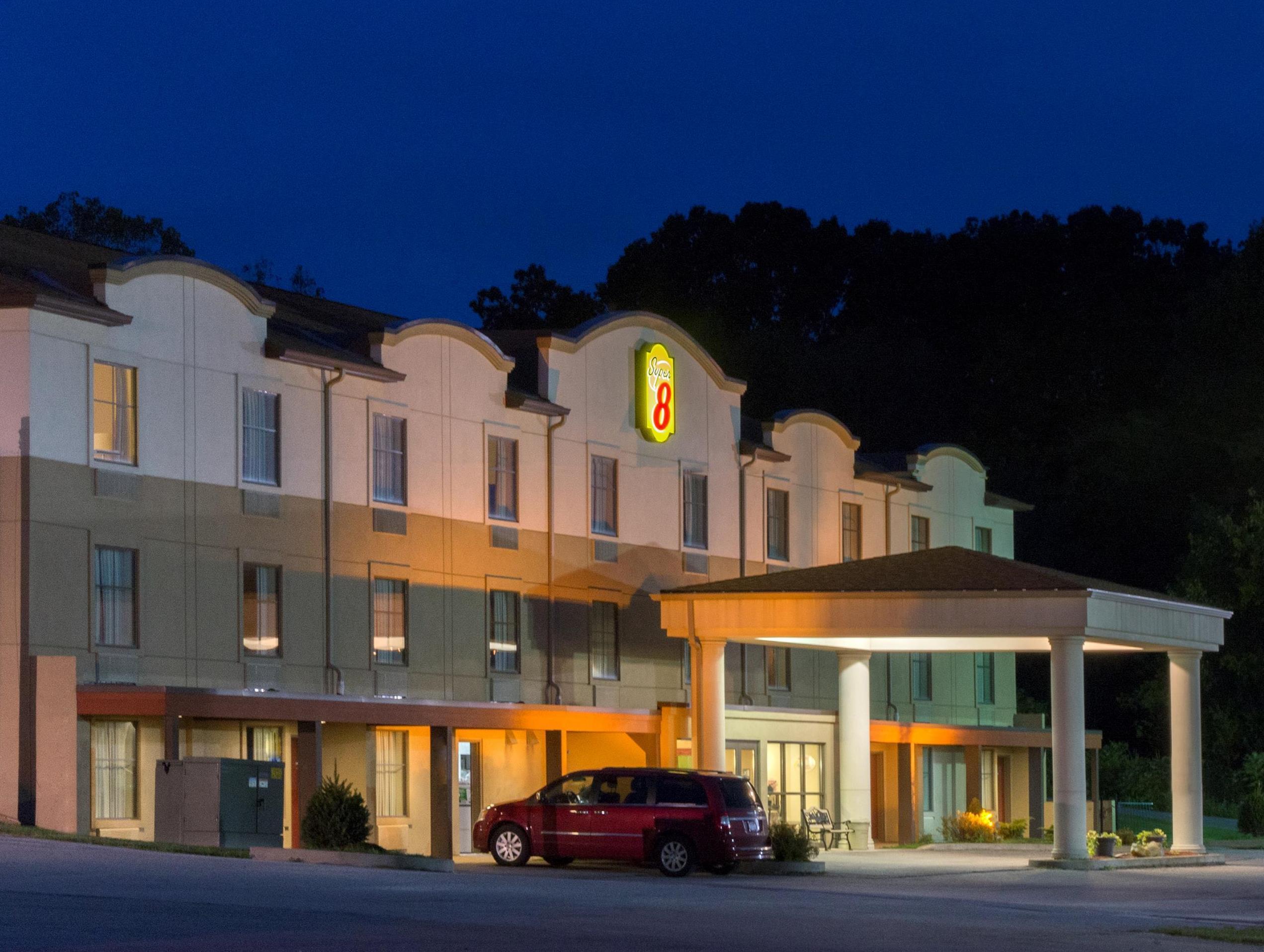 Super 8 By Wyndham Beaver Falls Exterior foto